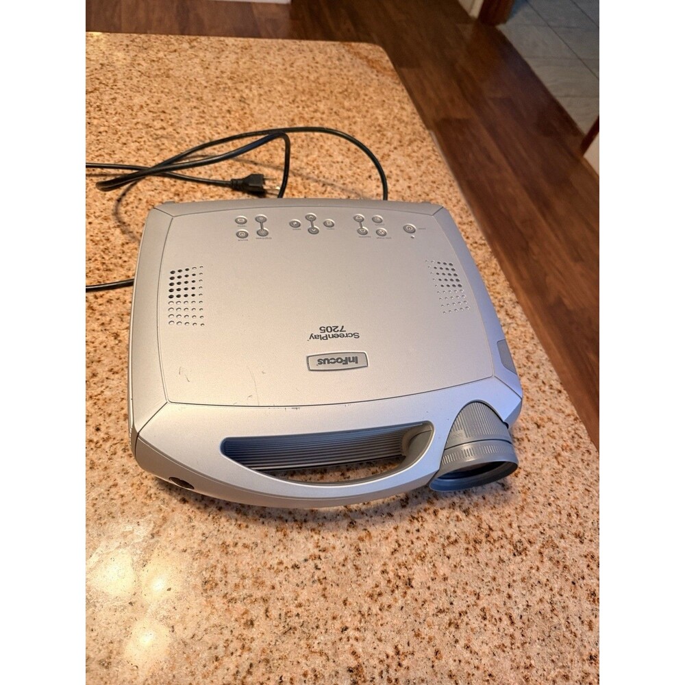 Infocus Screenplay 7205 projector , Turns On , No Remote And Untested. - Picture 6 of 16